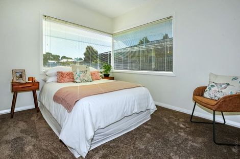 Photo of property in 266 Wainoni Road, Avondale, Christchurch, 8061