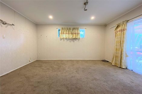 Photo of property in 41 Priestley Drive, Bucklands Beach, Auckland, 2014