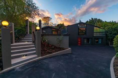 Photo of property in 89 Avonhead Road, Avonhead, Christchurch, 8042