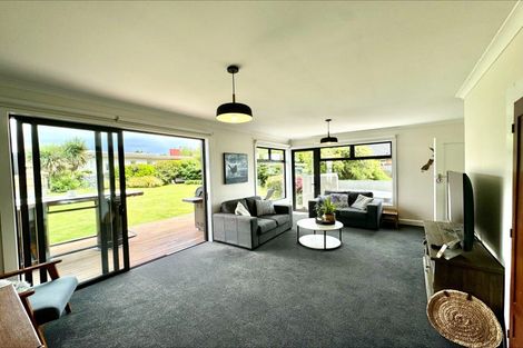 Photo of property in 98a Avenue Road, West End, Timaru, 7910
