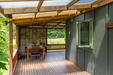 Photo of property in 501 Waihakeke Road, Taumata Island, Carterton, 5792