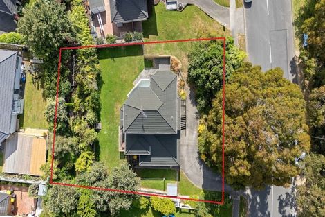 Photo of property in 69 Joseph Banks Drive, Whitby, Porirua, 5024