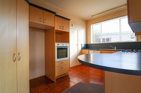 Photo of property in 60 Timaru Road, Waimate, 7924