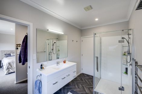 Photo of property in 2b Kauri Street, Taradale, Napier, 4112