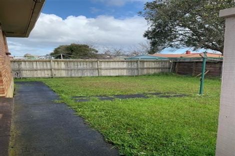 Photo of property in 3/152 Lincoln Road, Henderson, Auckland, 0610
