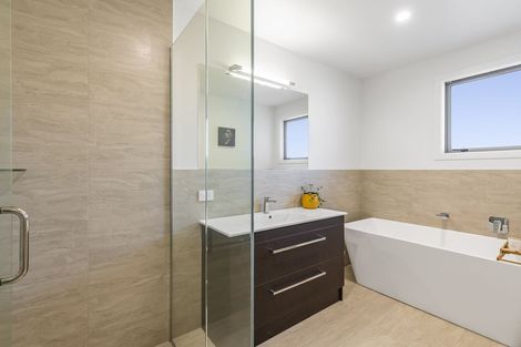 Photo of property in 99 Kakariki Grove, Waikanae, 5036