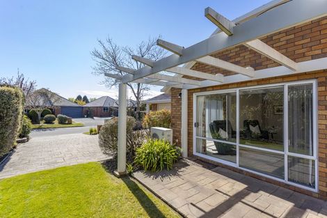 Photo of property in 4 Wardour Mews, Avonhead, Christchurch, 8042