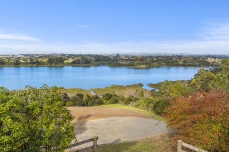 Photo of property in 31 James Paige Lane, Riverhead, 0793