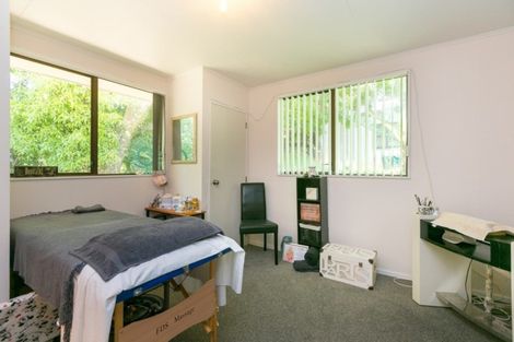 Photo of property in 12d Marina Grove, Frankleigh Park, New Plymouth, 4310