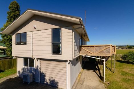 Photo of property in 16 Bronte Place, Owhata, Rotorua, 3010