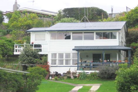 Photo of property in 17 Omokoroa Road, Omokoroa, 3114