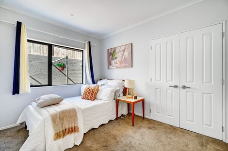 Photo of property in 31 Shibata Rise, Ranui, Auckland, 0612