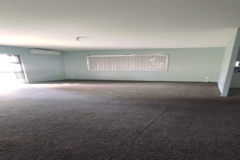 Photo of property in 4/35 Trimdon Street, Randwick Park, Auckland, 2105