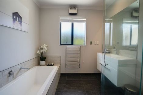 Photo of property in 72 Beachvale Drive, Kaiapoi, 7630