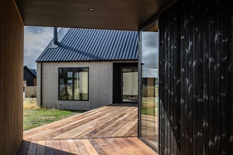 Photo of property in 82 Queens Avenue, Waikuku Beach, 7402