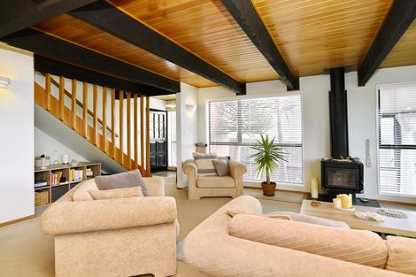 Photo of property in 410a Marine Parade, South New Brighton, Christchurch, 8062