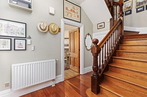 Photo of property in 290 Rintoul Street, Berhampore, Wellington, 6023