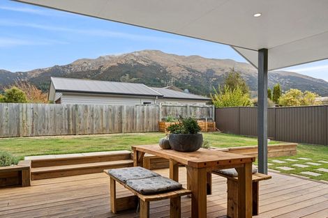 Photo of property in 21 Timsfield Drive, Lake Hawea, 9382