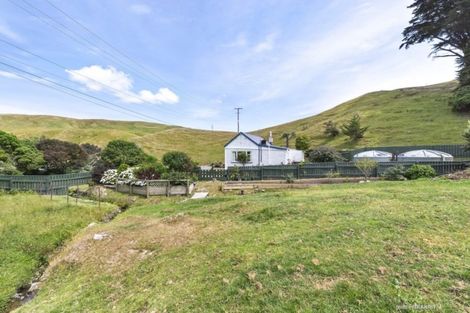 Photo of property in 18 Boom Rock Road, Ohariu, Wellington, 6037