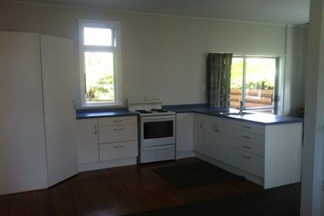 Photo of property in 32 Grey Street, Marton, 4710