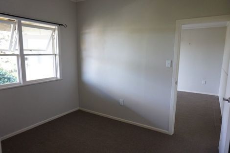 Photo of property in 10 Viking Avenue, Hillsborough, Auckland, 1042