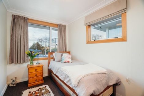 Photo of property in 109 Centennial Avenue, Helensburgh, Dunedin, 9010