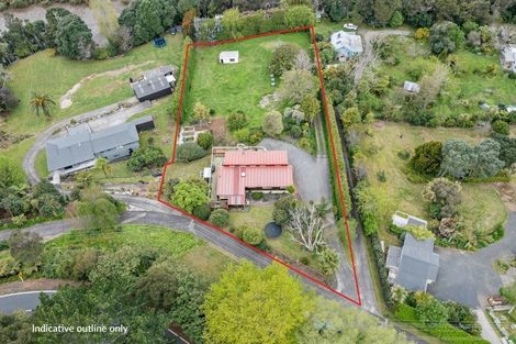 Photo of property in 10 Gregory Lane, Whangamata, 3691