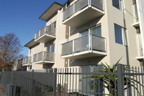 Photo of property in 4/318 Barbadoes Street, Christchurch Central, Christchurch, 8011