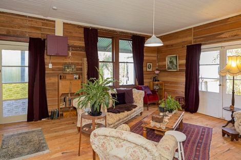 Photo of property in 16 Wellington Street, Enfield, Oamaru, 9491