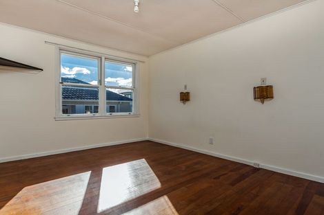 Photo of property in 104a Lake Road, Belmont, Auckland, 0622