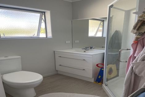 Photo of property in 358 Kaitemako Road, Welcome Bay, Tauranga, 3175