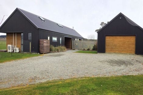 Photo of property in 48 Sherwood Road, Makikihi, Waimate, 7978