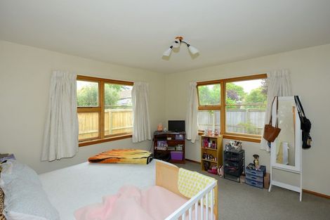 Photo of property in 3 Corson Avenue, Beckenham, Christchurch, 8023