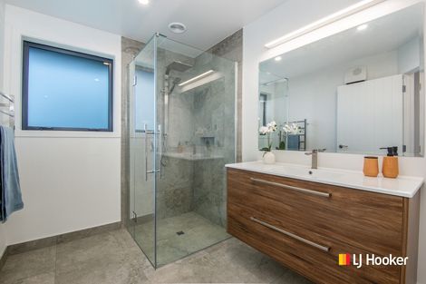 Photo of property in 44 Constitution Avenue, Milton, 9220