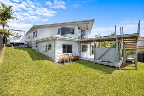Photo of property in 40 Westpark Drive, West Harbour, Auckland, 0618