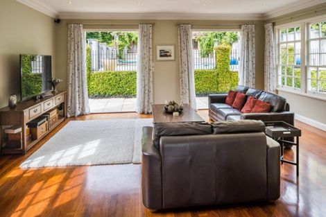 Photo of property in 60 Cheviot Road, Lowry Bay, Lower Hutt, 5013