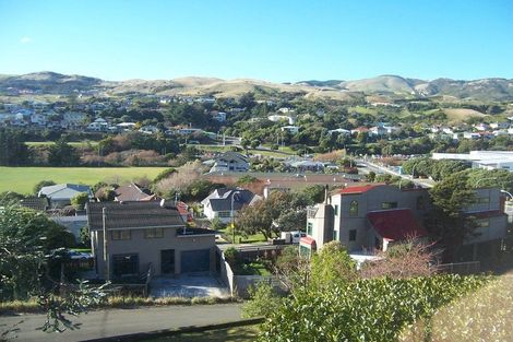 Photo of property in 7 The Drive, Tawa, Wellington, 5028