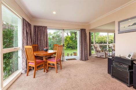 Photo of property in 1/23 Barnes Road, Redwood, Christchurch, 8051