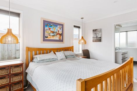 Photo of property in 6 Fuller Street, Papamoa Beach, Papamoa, 3118