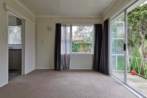 Photo of property in 2/1 Chevis Place, Pakuranga, Auckland, 2010
