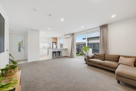 Photo of property in 4 Olearia Lane, Woodend, 7610