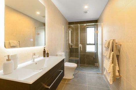 Photo of property in 18b Arataki Views Way, Glen Eden, Auckland, 0602