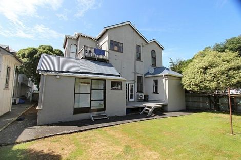 Photo of property in 180 Queen Street North, North Dunedin, Dunedin, 9016