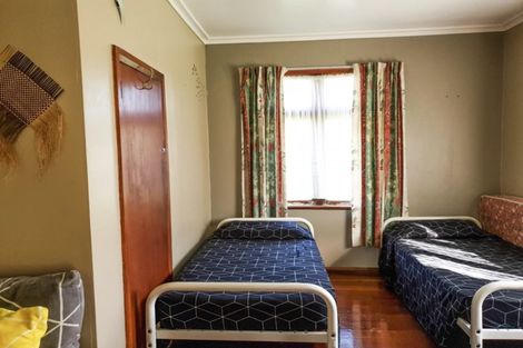 Photo of property in 2 Akaroa Street, Pongaroa, 4991