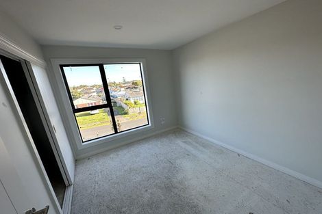 Photo of property in 2c Convair Crescent, Mangere, Auckland, 2022