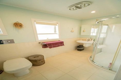 Photo of property in 10 Woodstock Road, Forrest Hill, Auckland, 0620