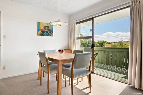Photo of property in 1/94 John Downs Drive, Browns Bay, Auckland, 0630