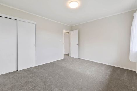 Photo of property in 1/5 Annette Avenue, Te Atatu South, Auckland, 0610