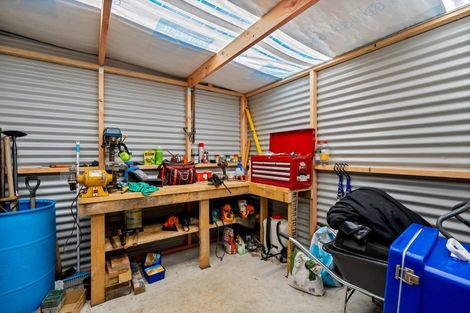 Photo of property in 20 Kowi Lakes Drive, One Tree Point, 0118