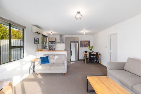 Photo of property in 70 Hills Road, Edgeware, Christchurch, 8013